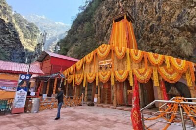 Fulfilling the Lifelong Dream: Embracing the Yamunotri Yatra for senior citizens
